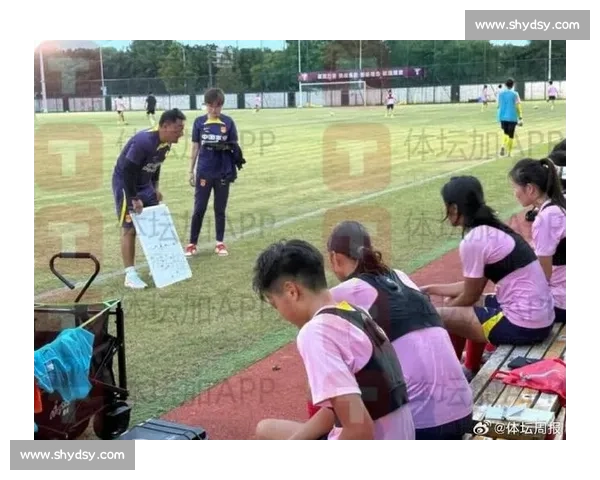 马德兴曝 U17 女足帅位隐忧：王洪亮不敢带助教怕扣帽